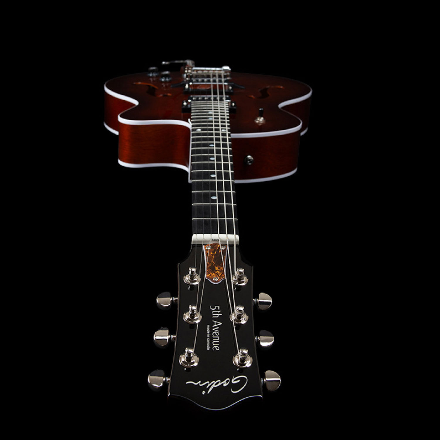 日本の楽天や代理店で買 Godin 5th Avenue Uptown Custom Havana BrownSN.047802000146  展示特価！1台限り！